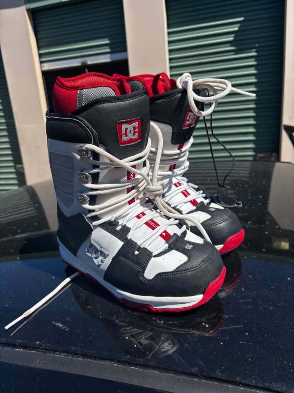 DC Black White Red Snowboard Boots with Padded Ankle